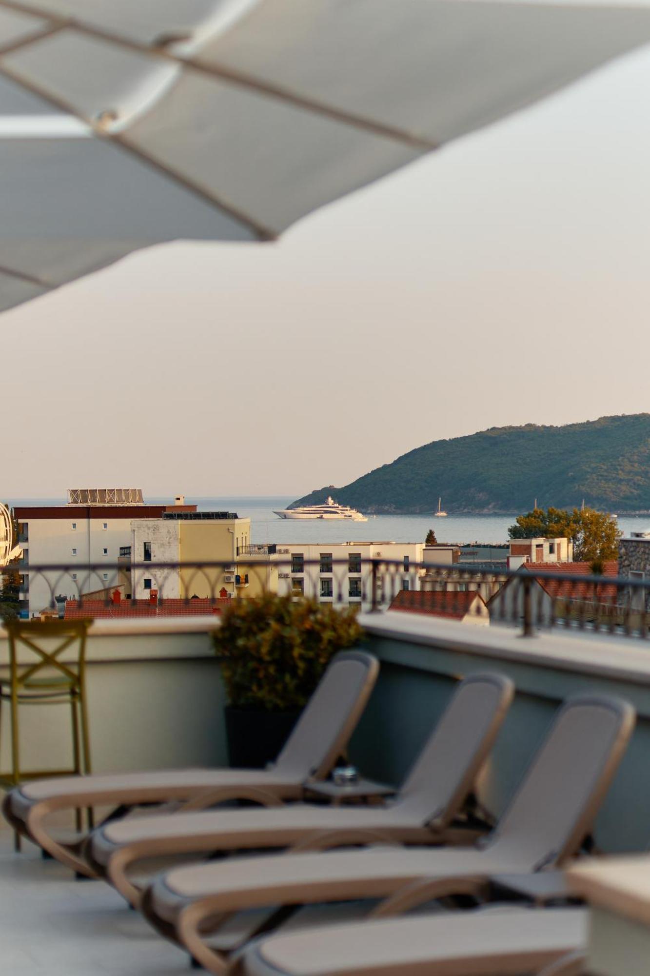 Hotel Diplomat By Aycon Budva Luaran gambar