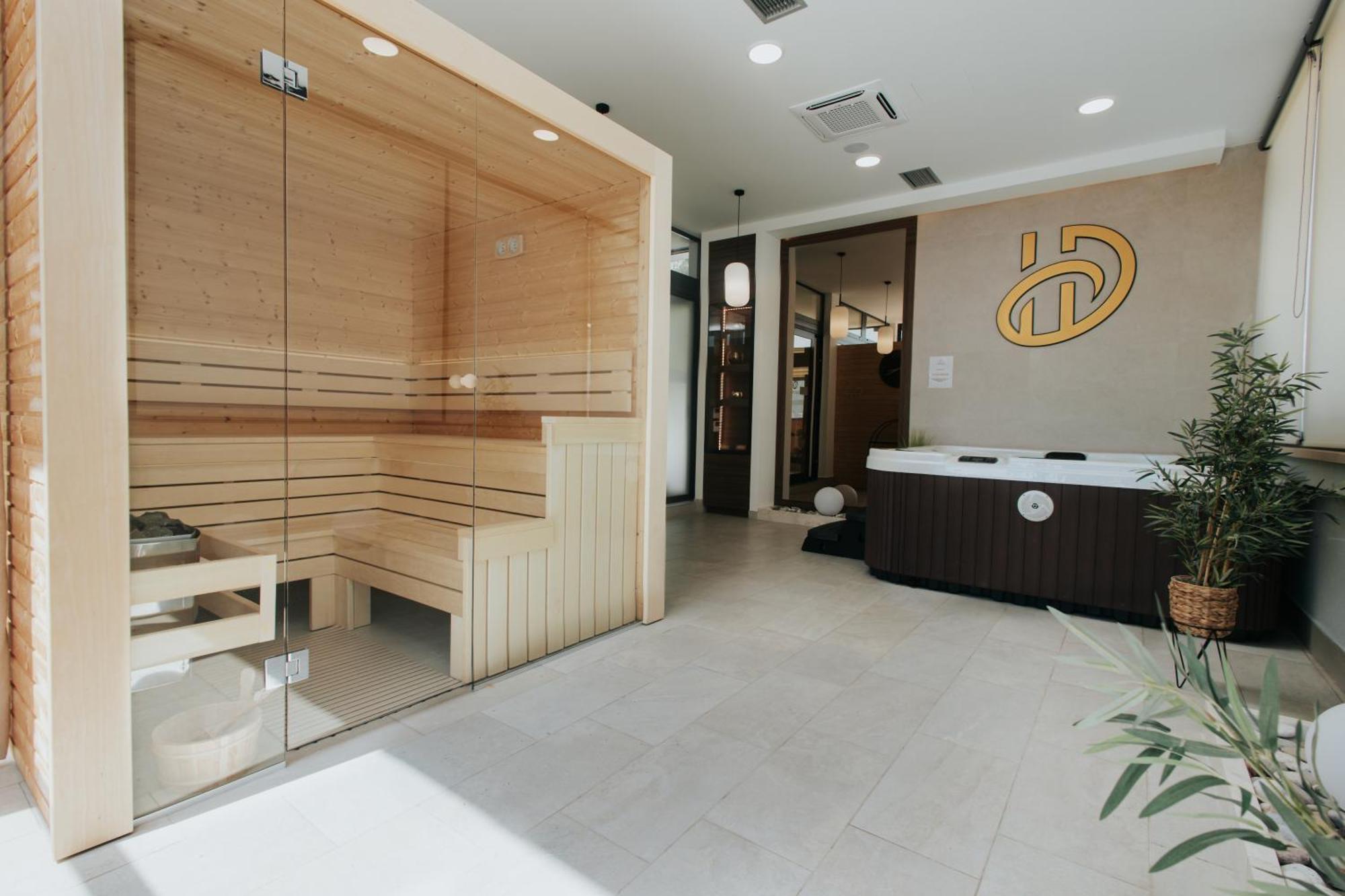 Hotel Diplomat By Aycon Budva Luaran gambar