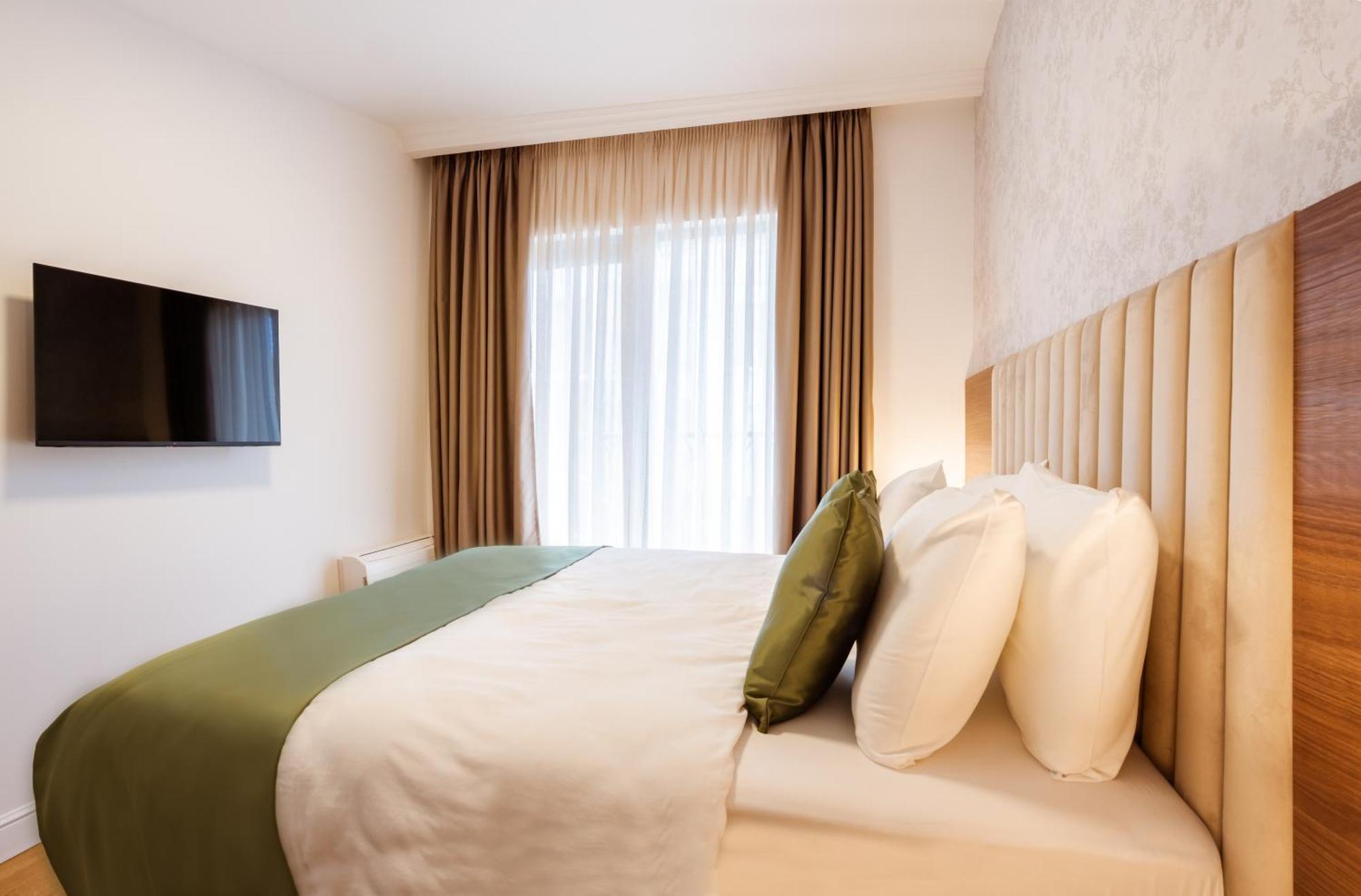 Hotel Diplomat By Aycon Budva Bilik gambar